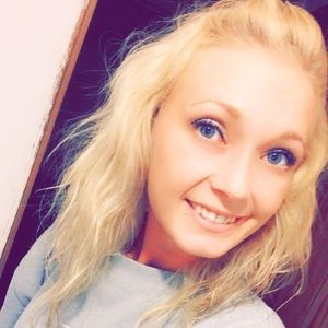 Meet your Posher, Candace